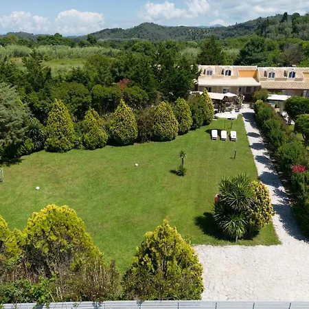 Peroulades Luxury *